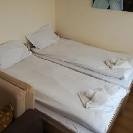 Cedar Self Catering Апартаменти Бансько