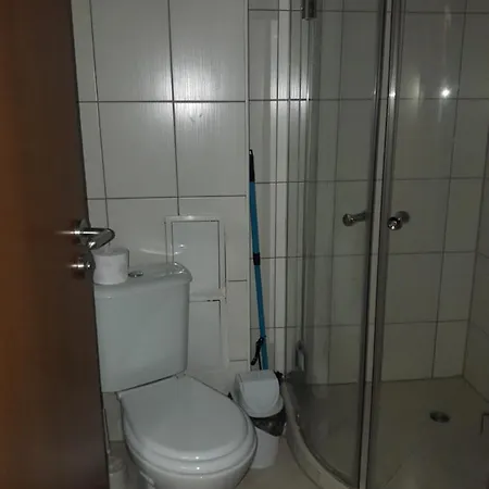 Cedar Self Catering Апартаменти