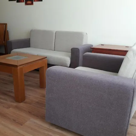 Cedar Self Catering Бансько